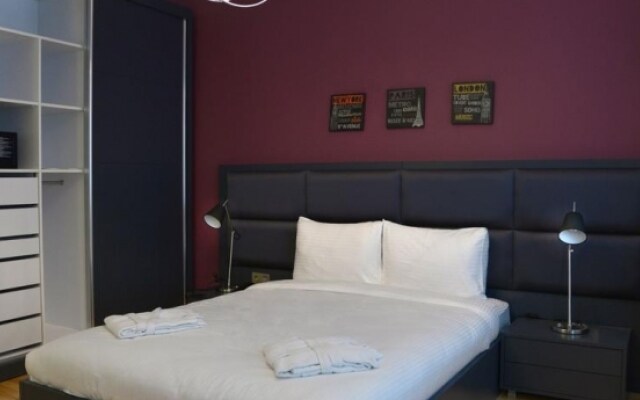 Golden Horn Suite