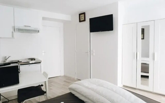 Cosy Flat In The 15th