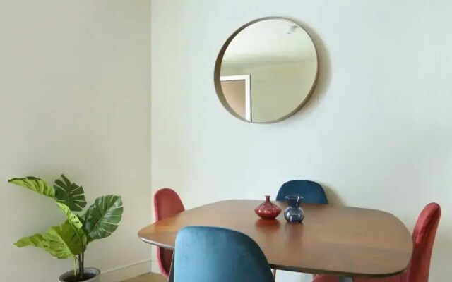 Apartment Exposition Center