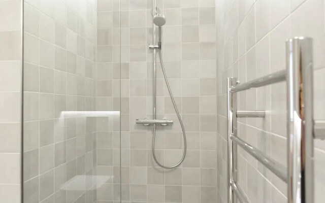 3 Bedroom House in King's Cross Sleeps 6
