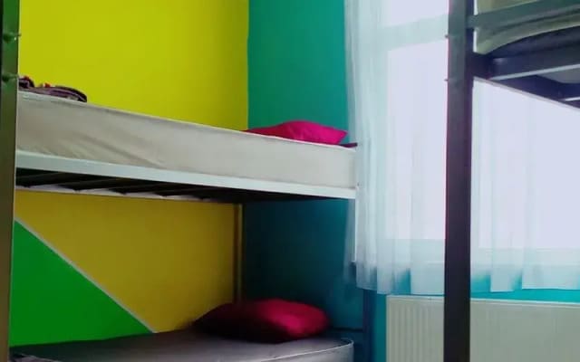 Eroz Hostel Old City