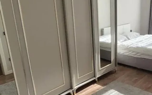Lux Residence 2 Rooms 1 Saloon