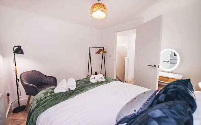Luxurious 3-Bedroom Oasis Manchester