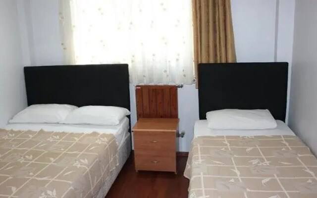 Otel Parpali
