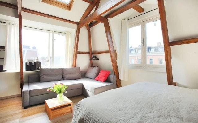 Cozy Comfortable Studio At The Canals