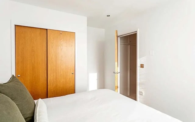 Elegant 3 bed Apartment in Earls Court