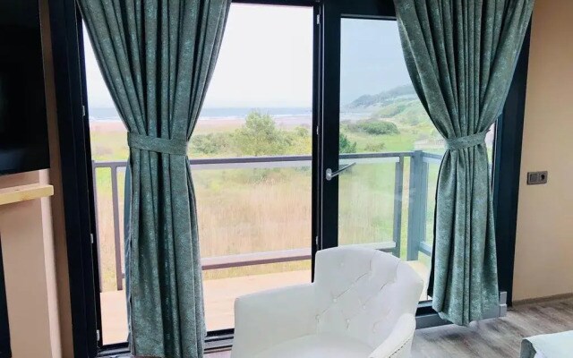 Velena Hotel