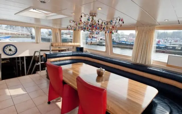 Houseboat NEMO