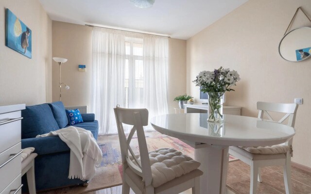 Teplo Apartments (Тепло Апартментс) на Полтавском проезде