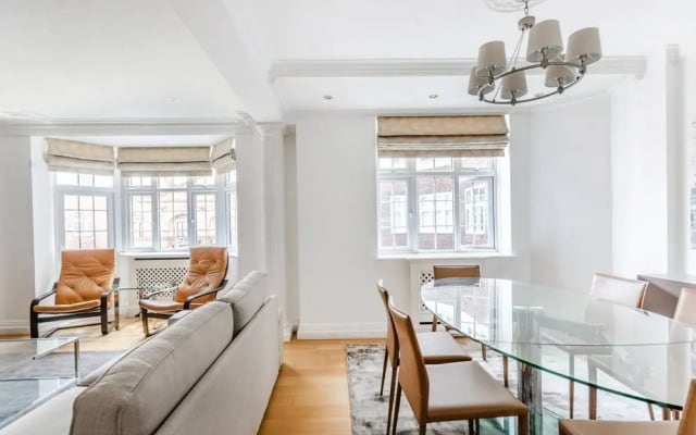 Inviting 2-bed Apartment in London