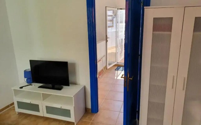 Private townhouse with roof terrace close to the beach