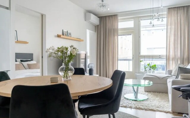 1br apartment with sauna in Pitäjänmäki