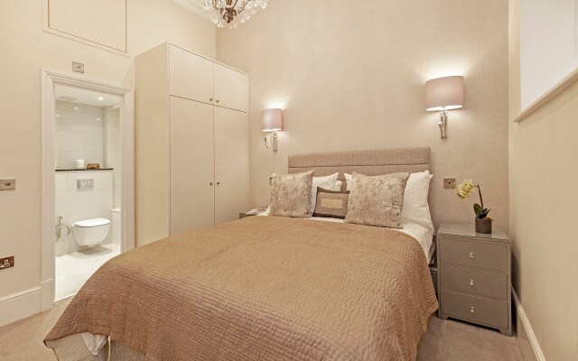 Chesham Court