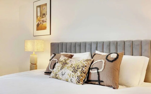 Elegant Apartment - 2bd/6p - Avenue Montaigne