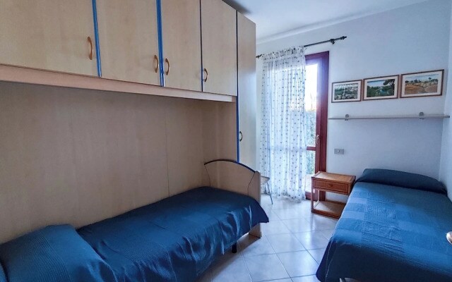 Comfortable Flat With Patio and Pool