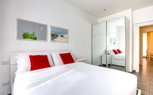 Charming 2 Beds Flat in a Great Area