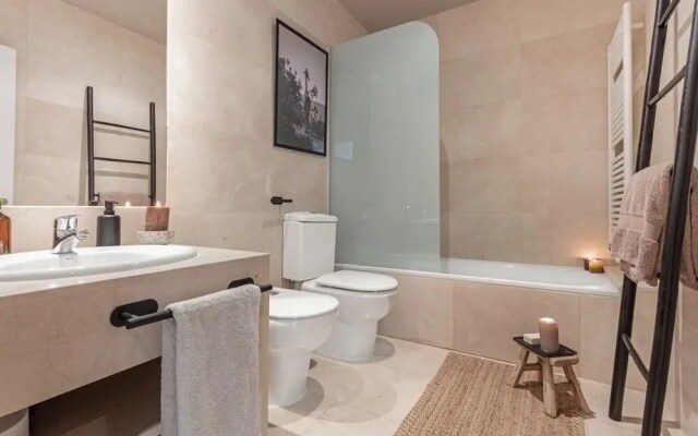 Rachid - 2 Bedrooms in Azca