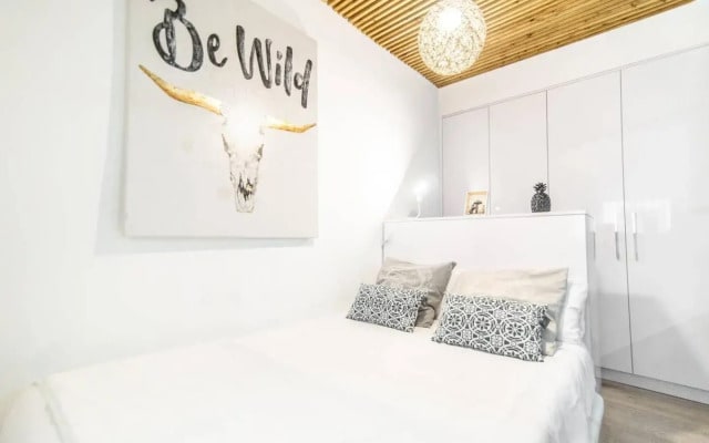 Cozy and modern apartment for 4 in Madrid