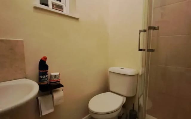 Family-friendly Studio Flat in Dagenham