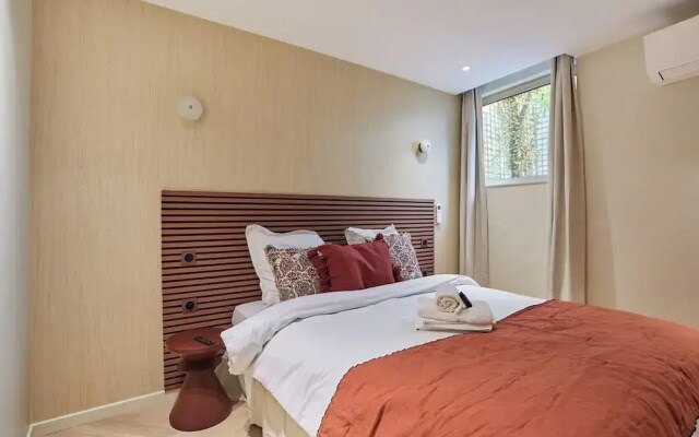 Elegant Apartment St Germain des Pres Luxembourg Park
