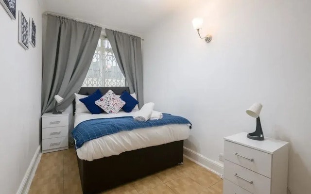 Elegant & Central 1BR near Little Venice