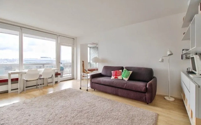 Nice 2 rooms with Patio - Effeil Tower close by