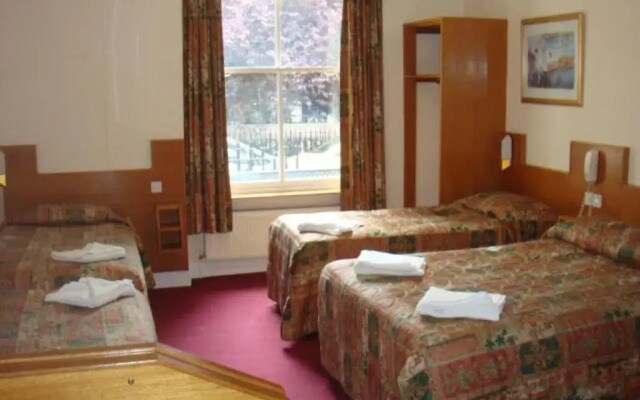 Berkeley Court Hotel