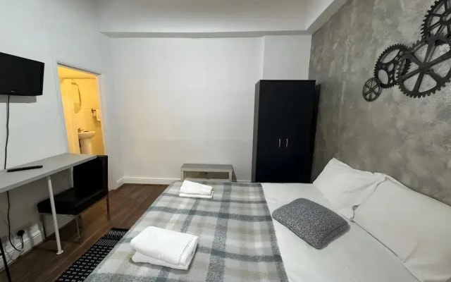 Remarkable Studio Apartment in London