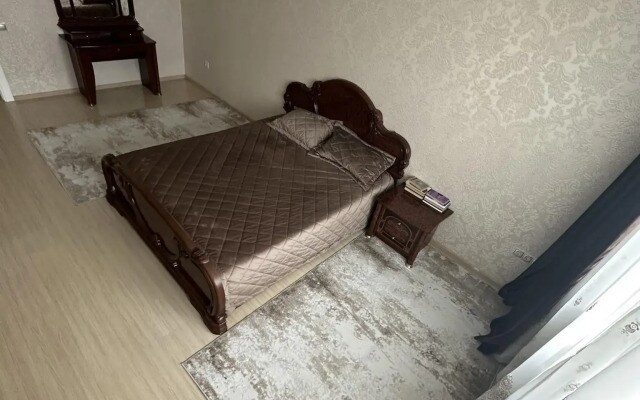 Апартаменты со светлой аурой на улице Чичерина 30Г
