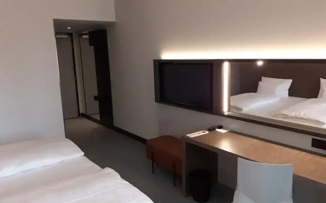 Courtyard by Marriott Berlin Teltow