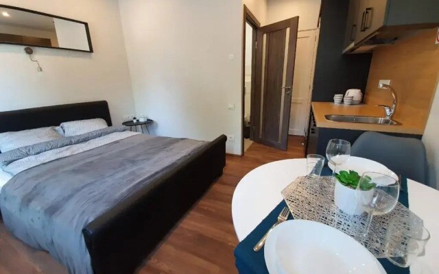 Oak house apartments
