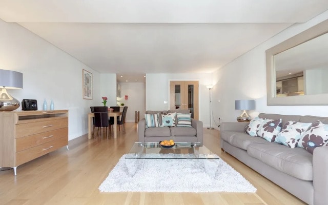 Marina Place by Roomspace Apartments