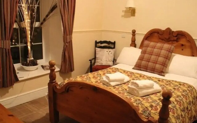 The Red Lion Hotel