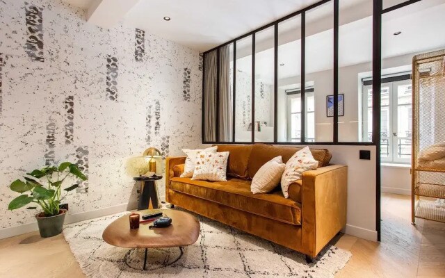 Magnificent 1 Room Apartment
