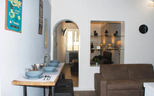 Monti House 118
