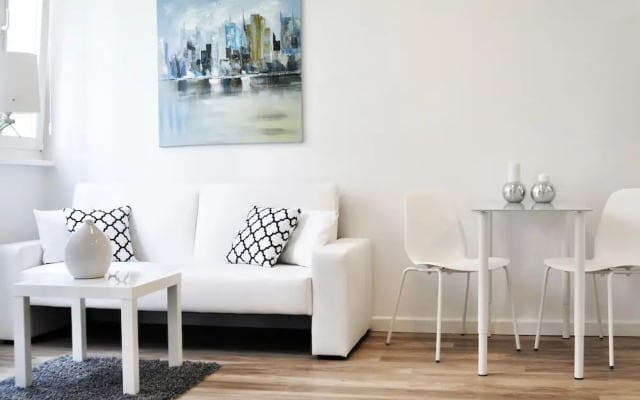 Warsaw Concierge Rondo ONZ