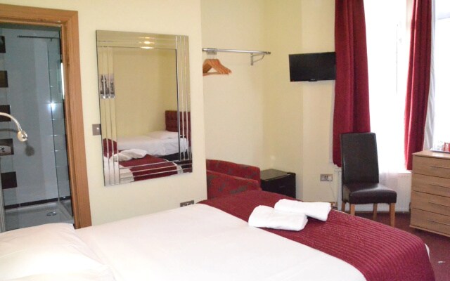 Hotel 65