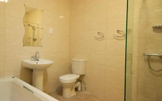 Treetops Cottages & Spa