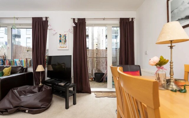 2 Bedroom Apartment in Greenwich