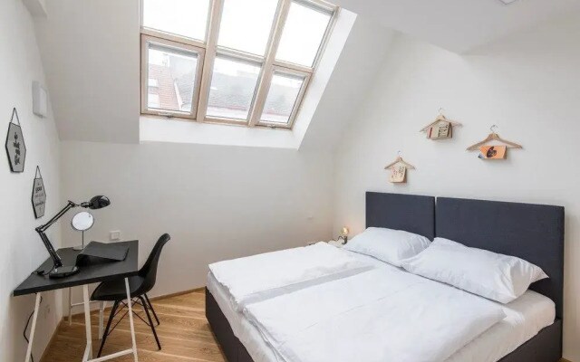 Budget Rehorova Apartments