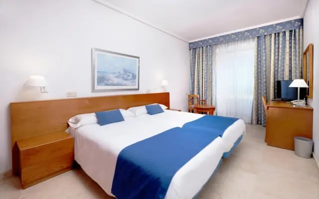 Hotel Exe Plaza