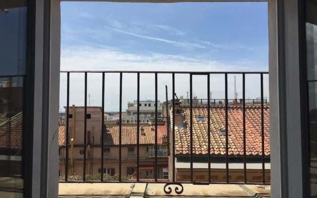 L'Opera Apartments