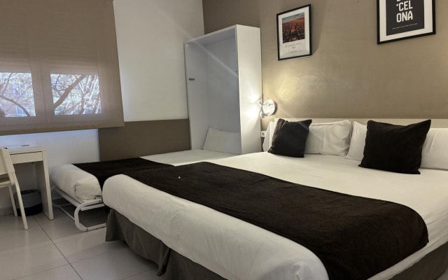 Hotel & Apartments Travessera