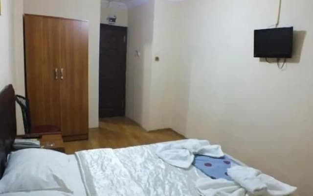 Naz Hotel
