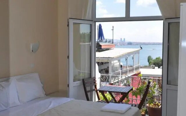 Rota 2nd Floor guesthouse