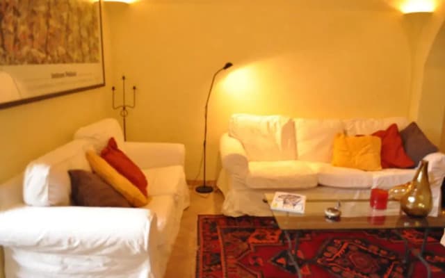 Onofrio Flat