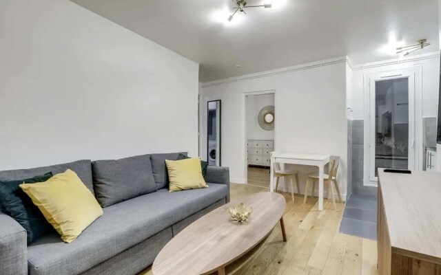 Magnificent Apartment Near Republique