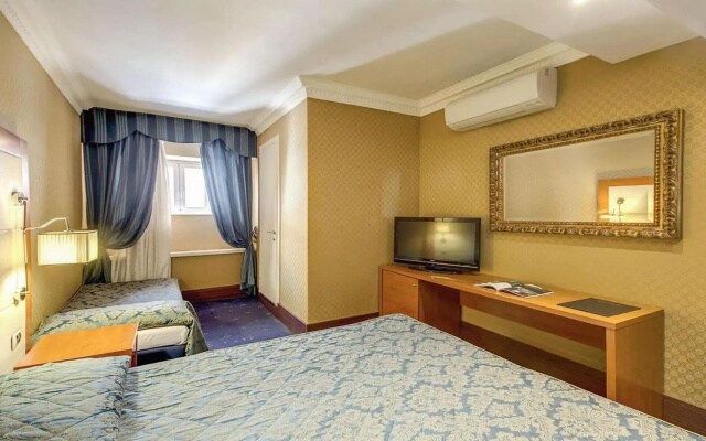 939 Hotel