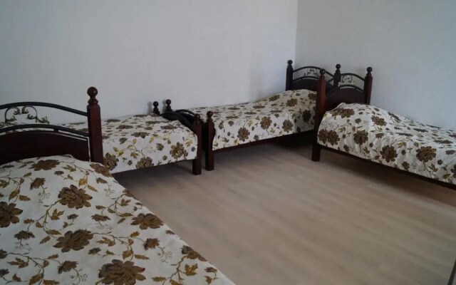 Guest House on Vostochnaya d 1D
