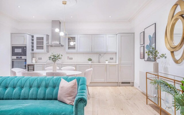 Royal Kensington - Standard 3 bed